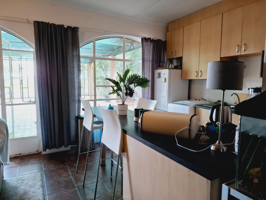 5 Bedroom Property for Sale in Fichardt Park Free State